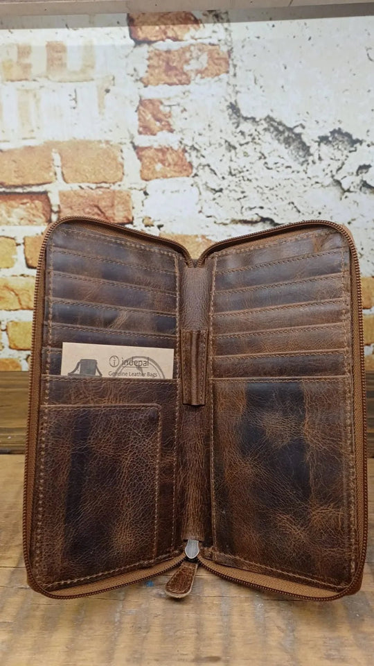 Zipped Travel leather Wallet Wallets travel-wallet indepal-leather.myshopify.com
