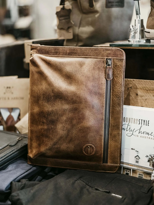Leather Travel Pouch - Mcgee Leather Accessories mcgee-compendium-1 indepal-leather.myshopify.com