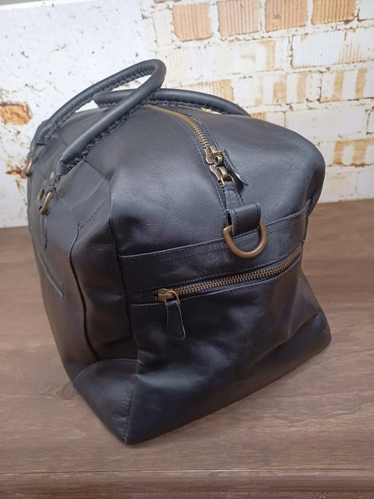 Buy Classic Duffle leather travel case  Bags - Duffle classic-duffle indepal-leather.myshopify.com