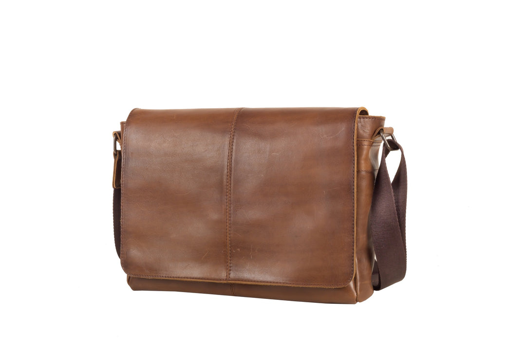 Leather Laptop Bag for Men - Macquarie Brown v4