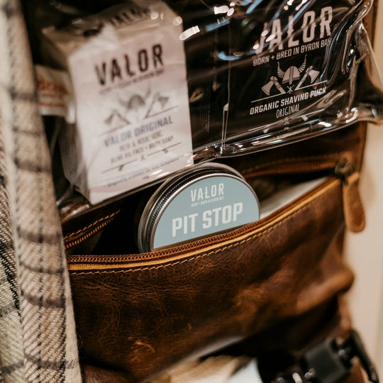 Mens Leather Hanging Toiletry Bag - Rockliff…