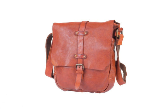 Chadwick men's leather messenger bag