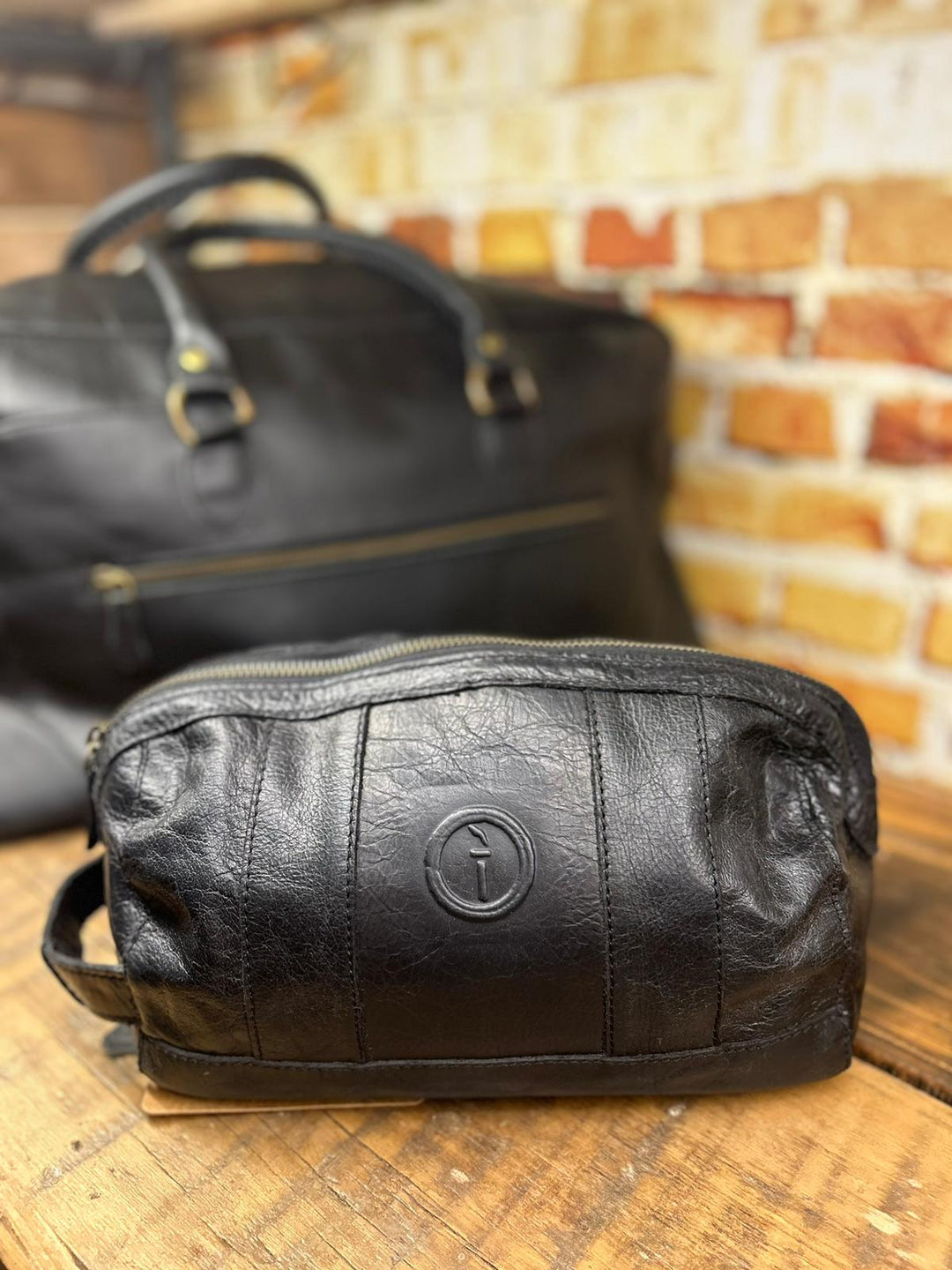 Watson mens toiletry bag