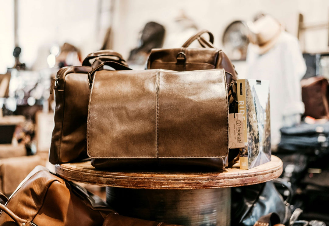 Lincoln Messenger Bag - Antique Brown - V1 Bags - Satchel - Messenger leather-messenger-bag-for-men-lincoln-15 indepal-leather.myshopify.com