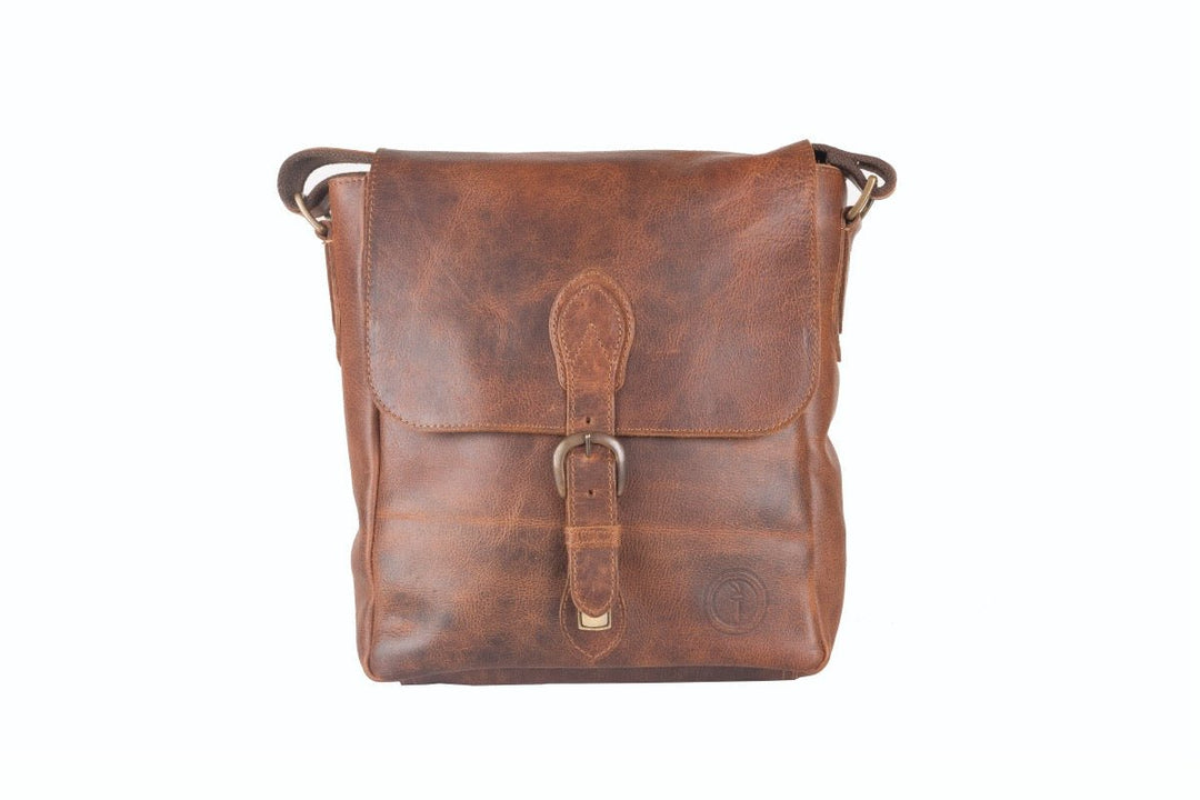 Nomad messenger bag for men online