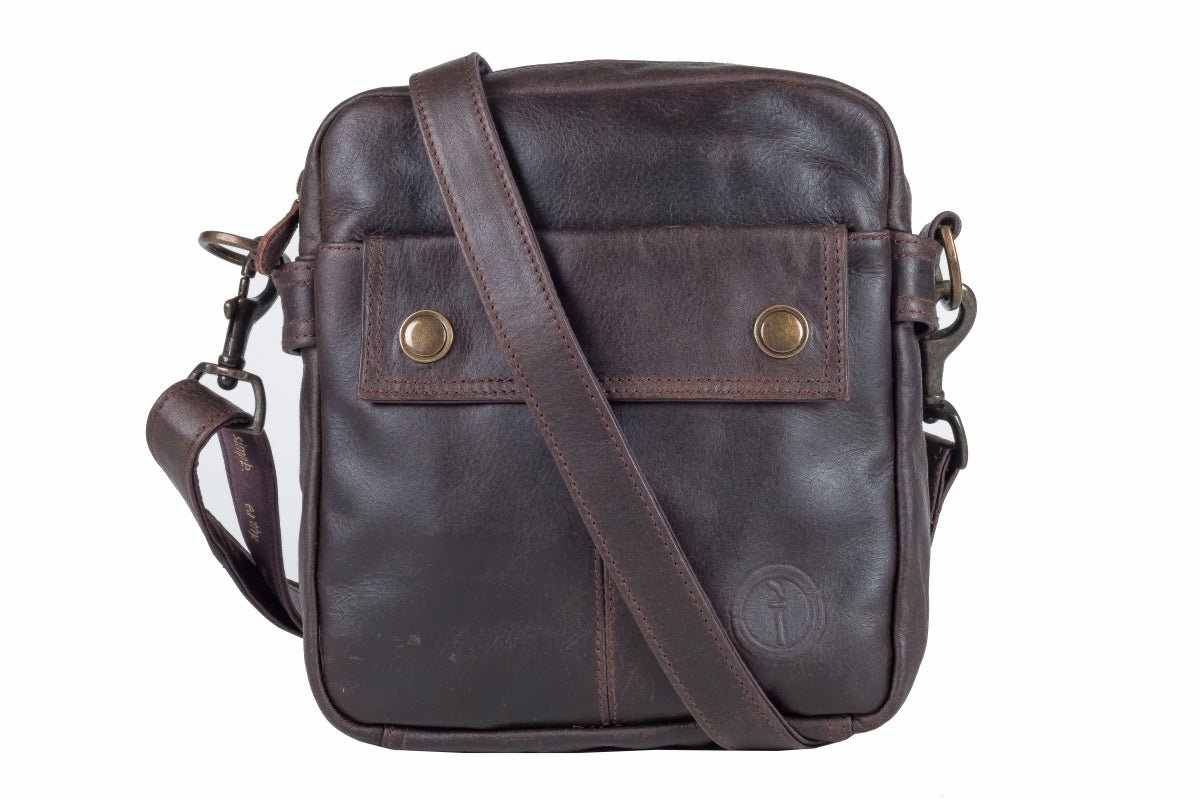 Indepal's compact leather bag - reiver small