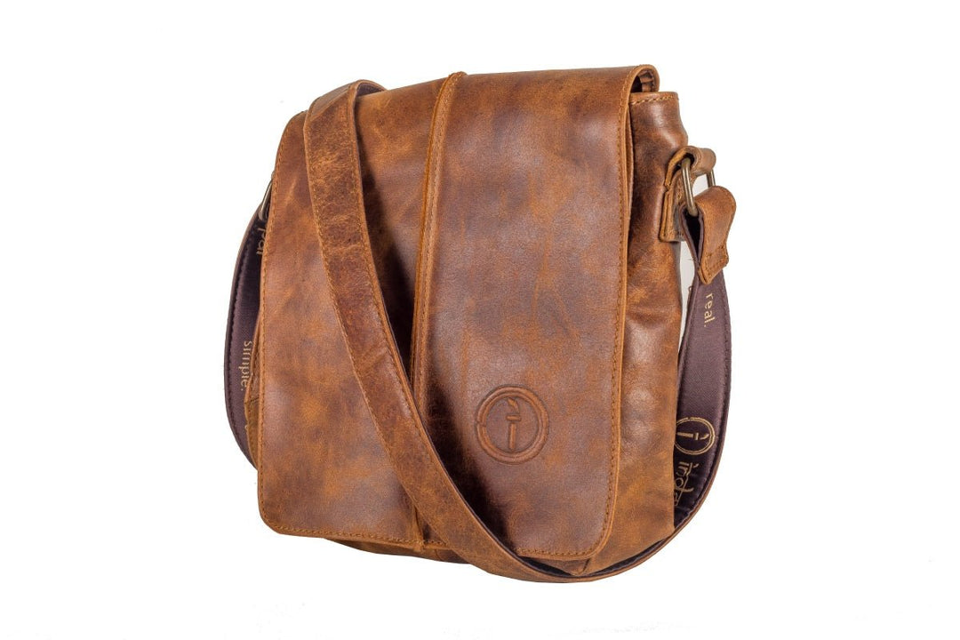 Wanderer Small messenger bag for men online