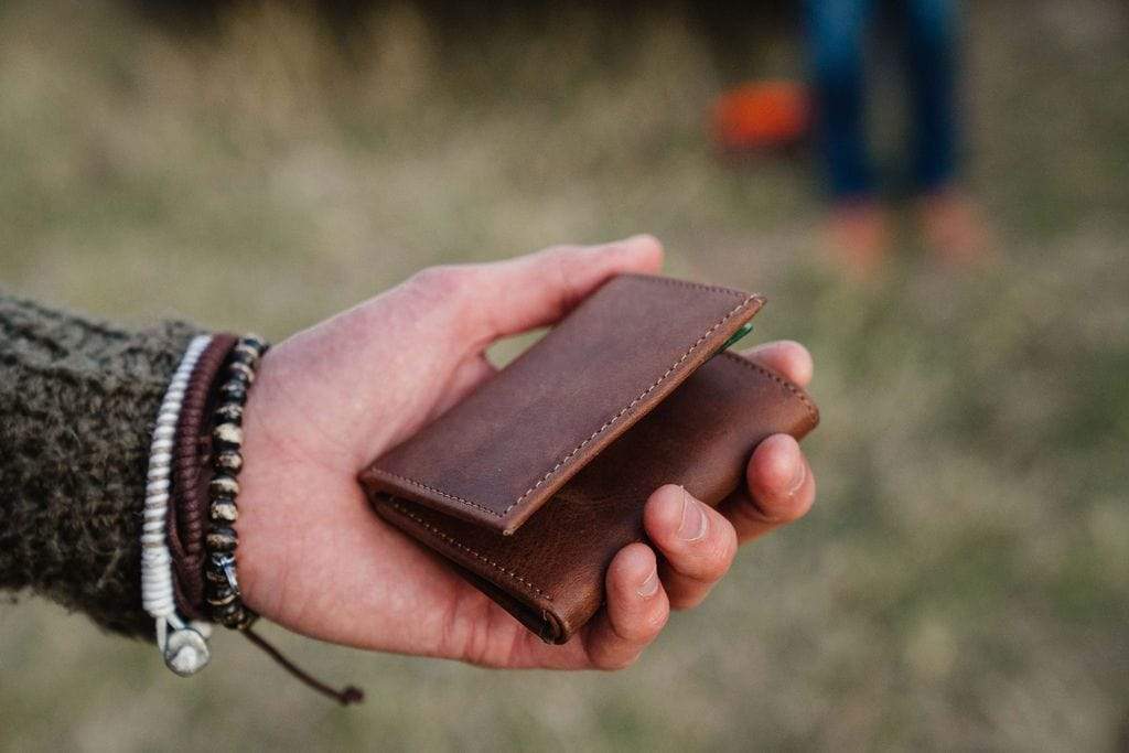 Indepal Leather WALLET Dusty Antique Mens Wallet - Trifold